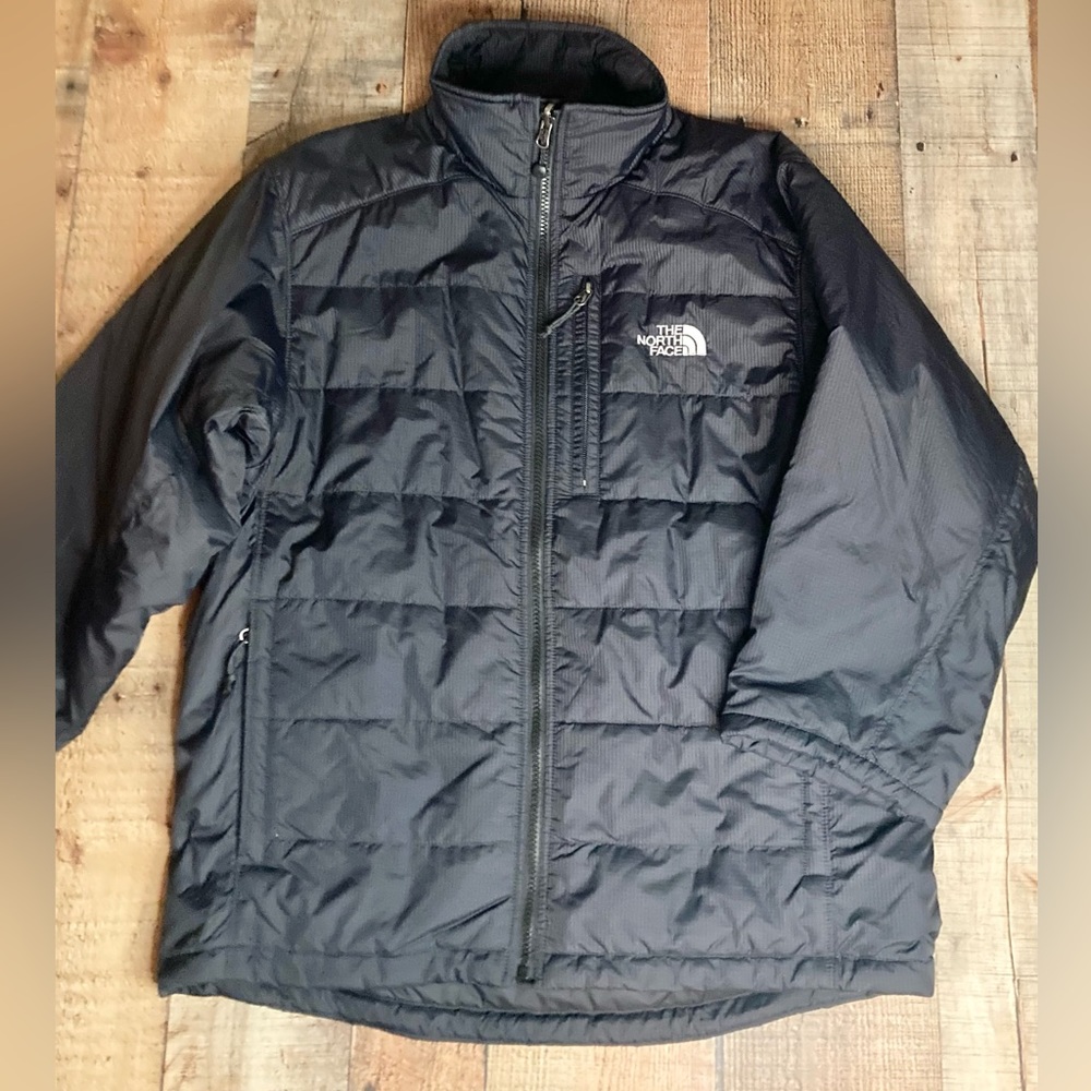 The North Face Puffer Jacket Black EUC Outdoors Athleisure